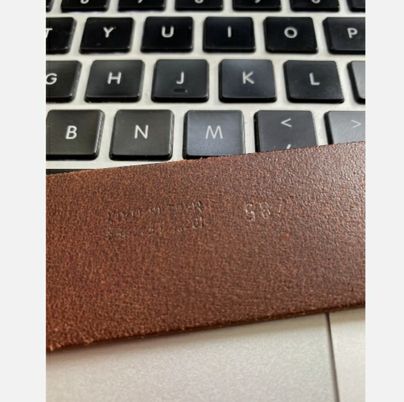 ARMANI JEANS Belt 100% Leather Sz 55 Made in Italy - Picture 6 of 10